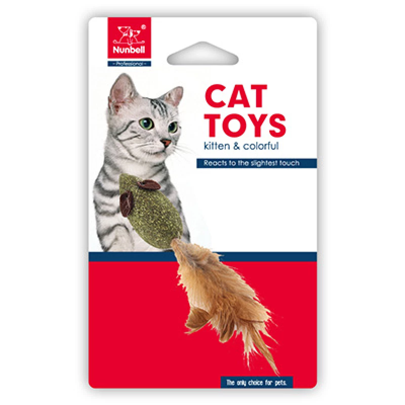 souris-a-lherbe-a-chat